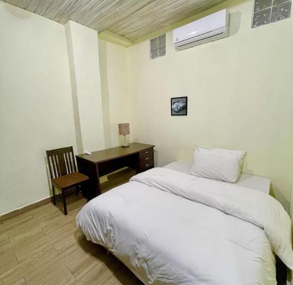 آپارتمان 2 خوابه, South La Apartments