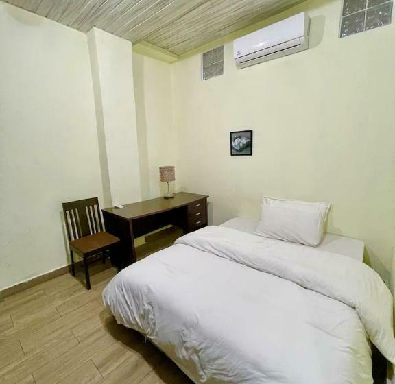 استودیوی استاندارد, South La Apartments