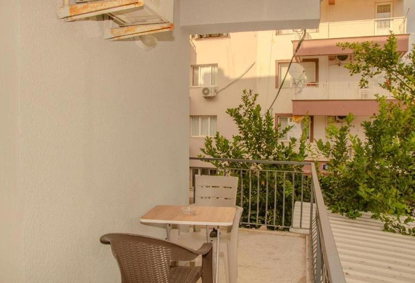 Трехместный Номер Deluxe, Ephesus Hera
