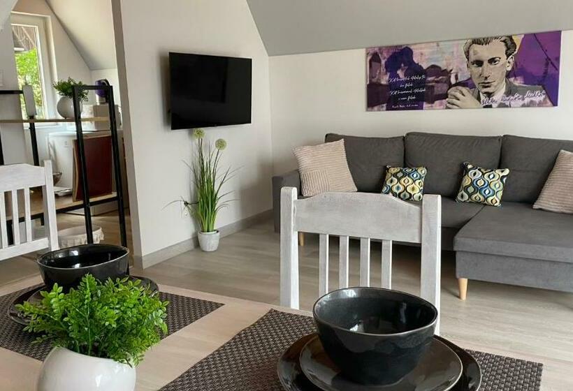 کلبه ییلاقی, Horizont Idéző Parkmotel