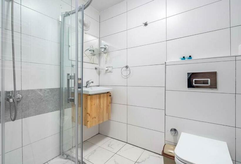 غرفة قياسية, Happy Suites