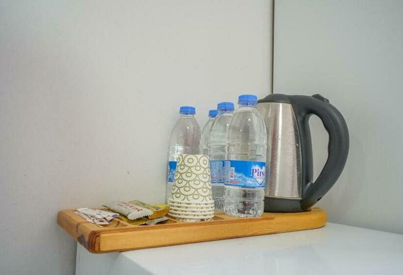 패밀리 룸, Yaşam