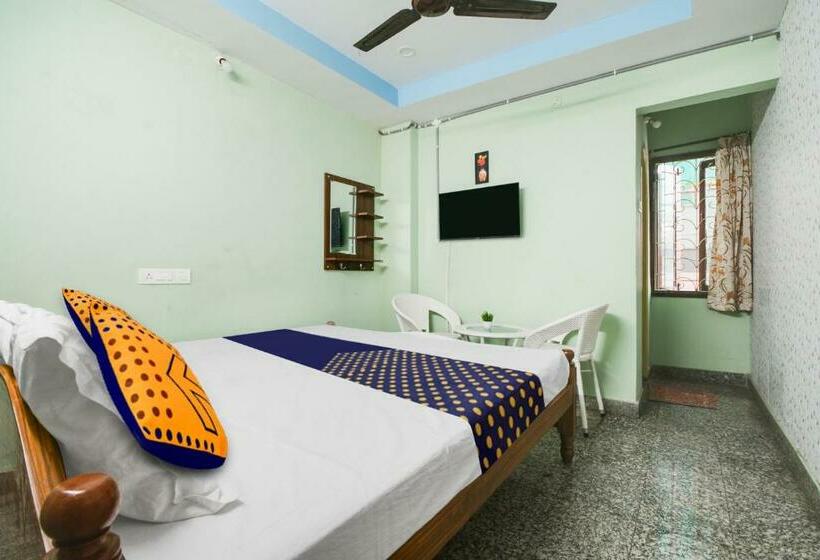 Трехместный Номер Классика, Spot On 81434 Hotel Omkar Vista