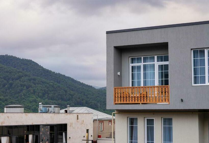 Апартаменты 1 Спальня с Балконом, Dili Town Resort And Spa