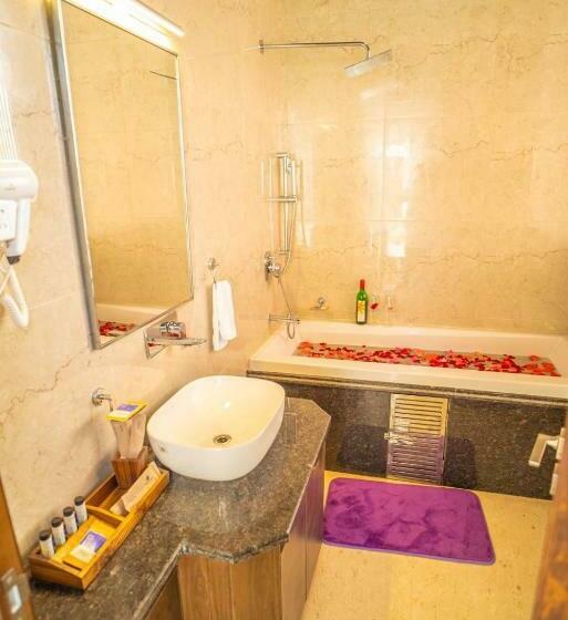 Президентский Люкс, Dhauladhar Heights Resort