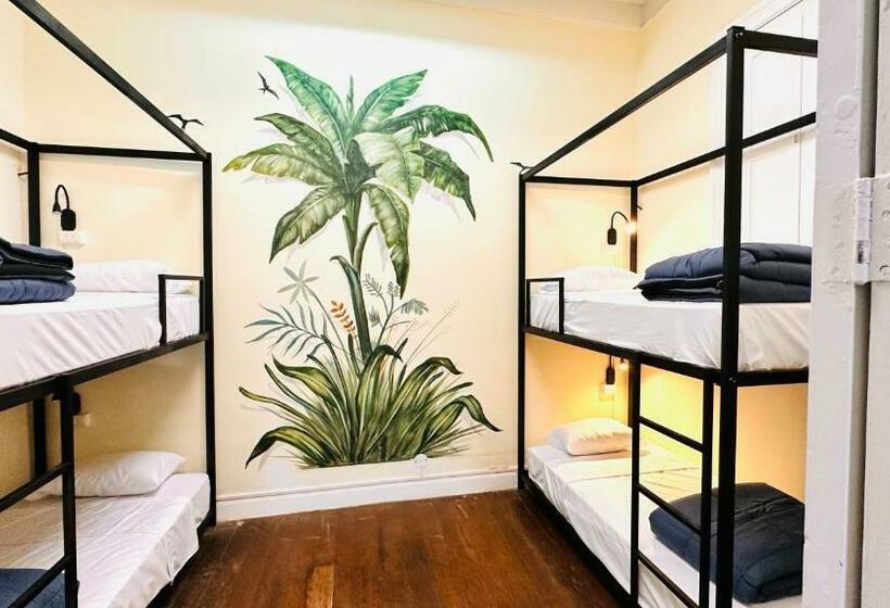 تختخواب در اتاق مشترک, Ancestral Hostel Barranco