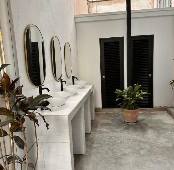 تختخواب در اتاق مشترک, Ancestral Hostel Barranco