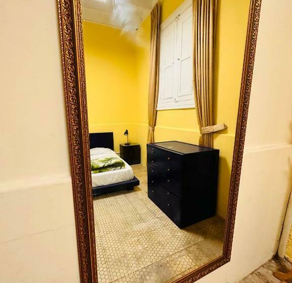 اتاق لوکس, Ancestral Hostel Barranco