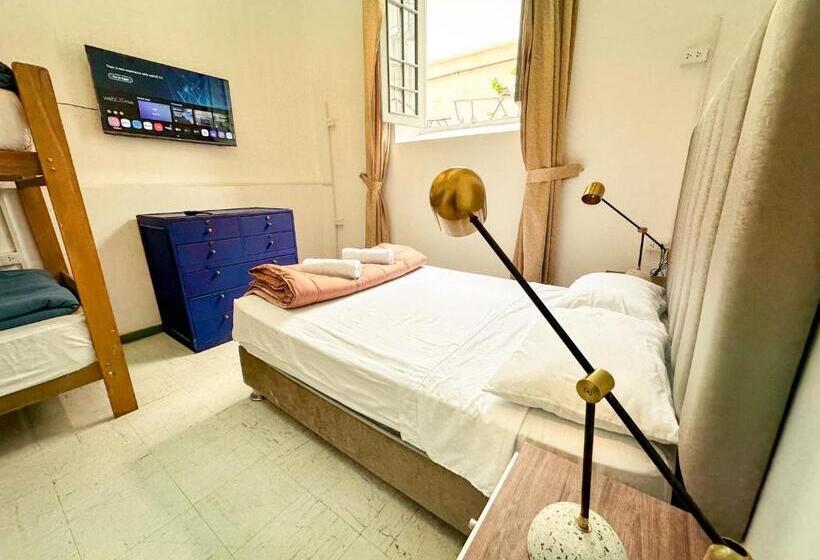 اتاق راحتی سه تخته, Ancestral Hostel Barranco