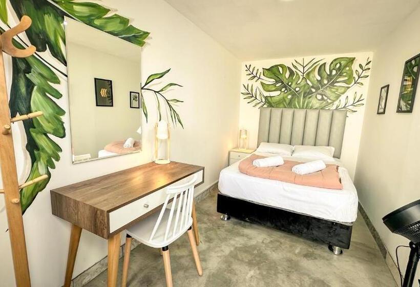 اتاق لوکس, Ancestral Hostel Barranco