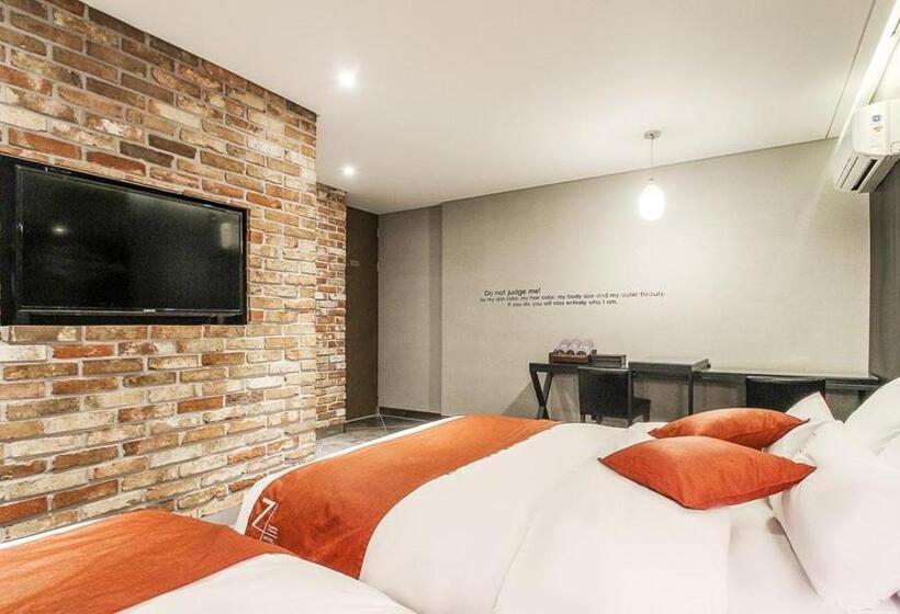 Quarto Deluxe, Jamsil 2.4