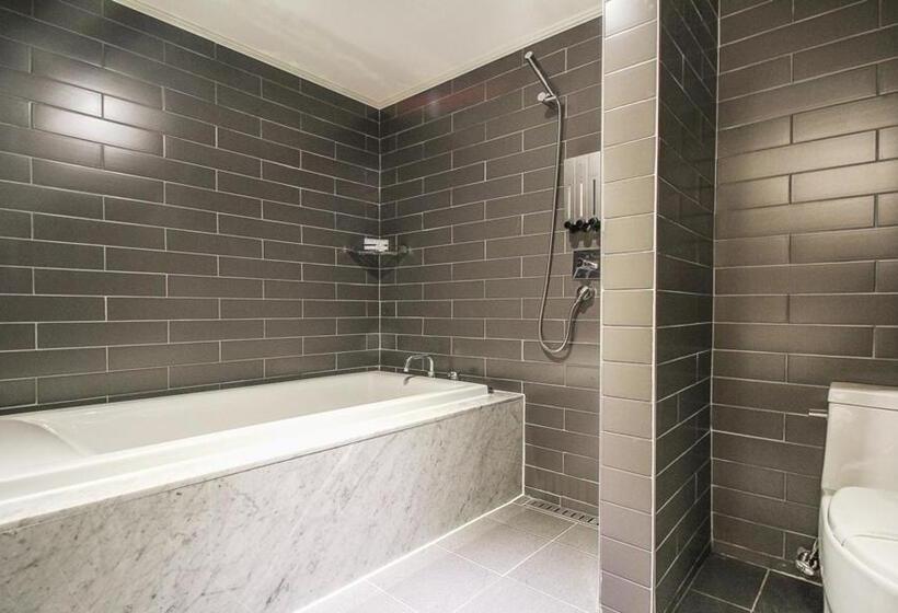 Quarto Classe Business, Jamsil 2.4