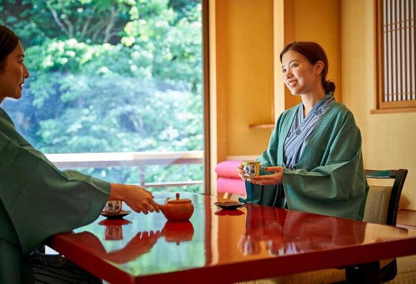 Люкс Повышенной Комфортности, Shima Onsen Toshimaya