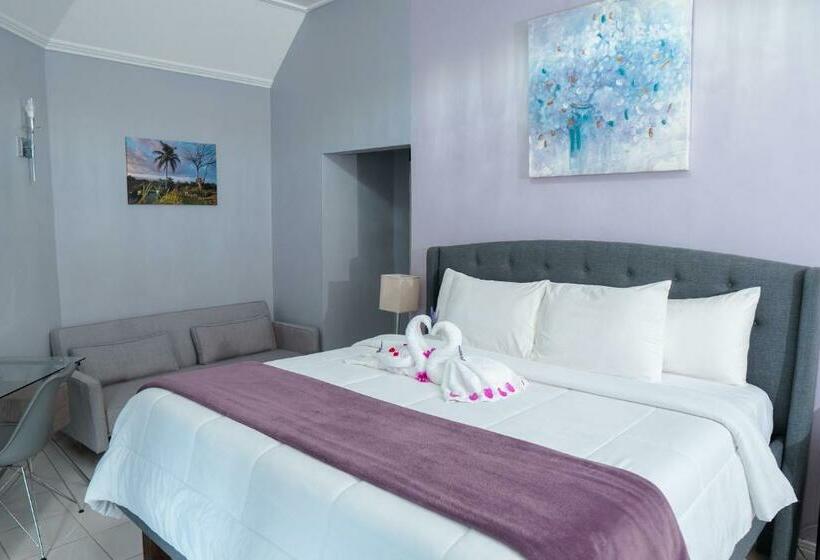 Deluxe Suite Sea View, Lavender Moon Villas