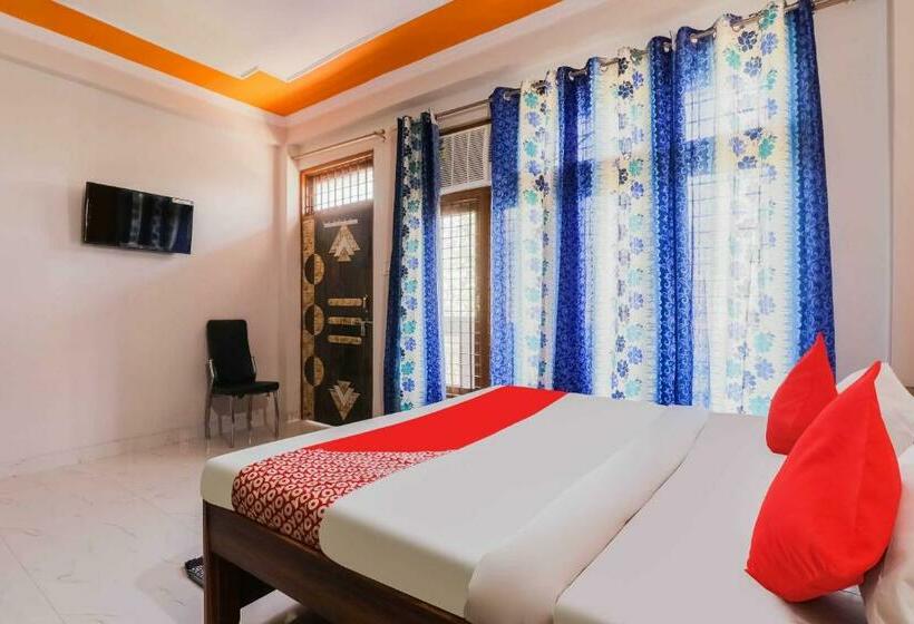 Трехместный Номер Deluxe, Oyo Flagship Easy Homes