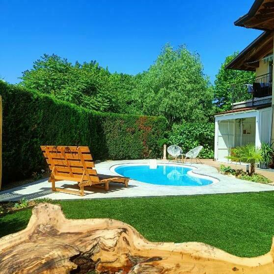 اتاق استاندارد, Picnic Room And Pool