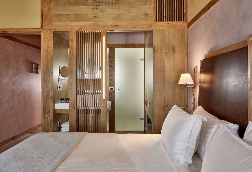 Quarto clássico, Domus Renier Boutique