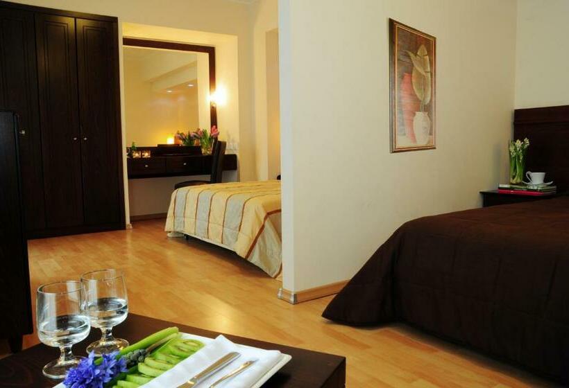 Трехместный Номер Deluxe, Flisvos Hotel Nafpaktos
