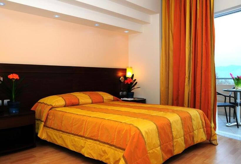 Люкс Deluxe Вид на Море, Flisvos Hotel Nafpaktos