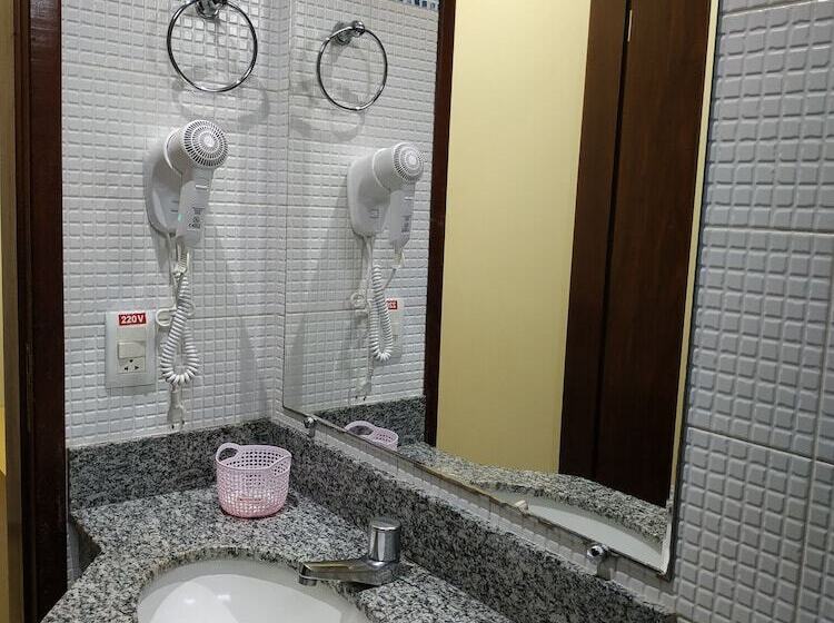 标准单人间, Corumbá Plaza