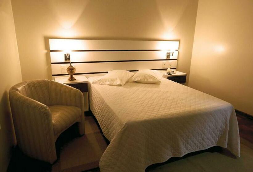 스탠다드 룸, Tri Hotel Xanxerê