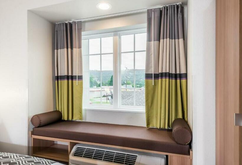 Стандартный Номер Кровать Кинг, Microtel Inn & Suites By Wyndham New Martinsville