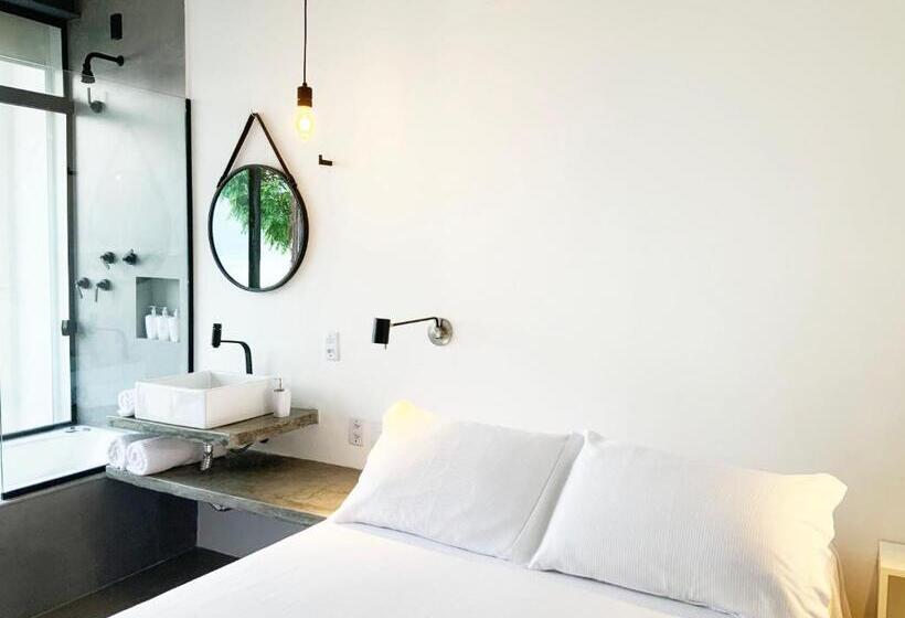 Quarto Estandar Vista Mar, Casa Luz