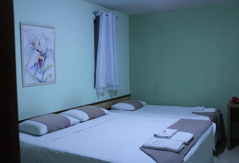 Номер Стандарт Трехместный, Domus Hotel Veneza Ipatinga