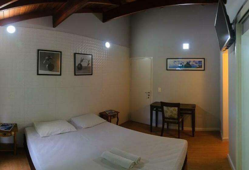 Quarto Estandar, Guaruja Hostel