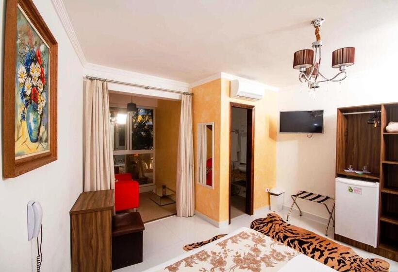 اتاق لوکس, Cabana Suiça