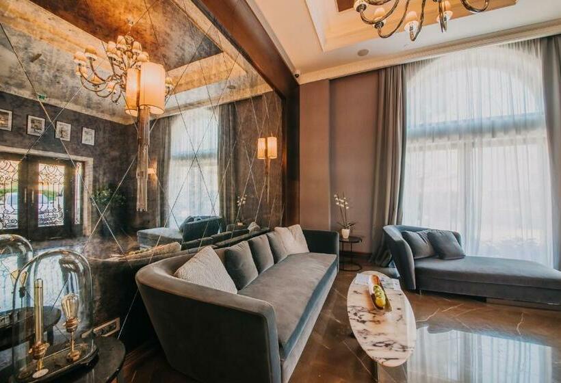 اتاق پرستیژ, Boutique Hotel La Roche