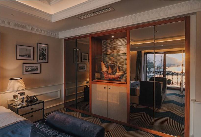 اتاق لوکس با چشم‌انداز دریا, Boutique Hotel La Roche