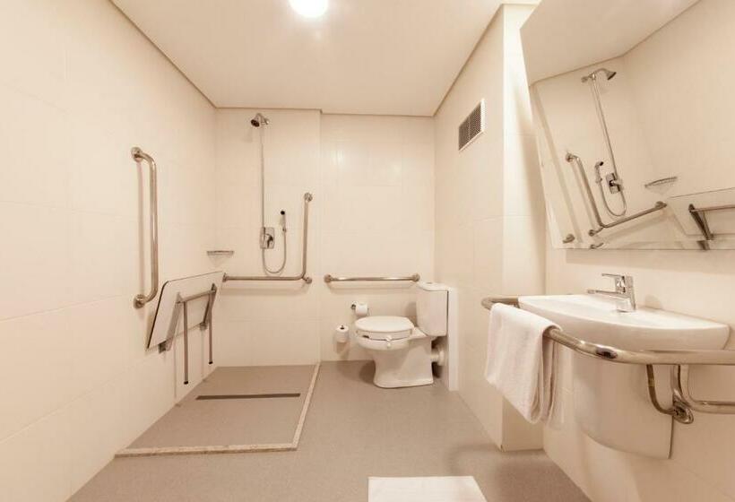 اتاق استاندارد برای معلولان, Ibis Budget Manaus