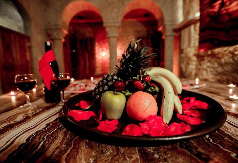 Люкс Deluxe Кровать Кинг, Oread Cave Suites