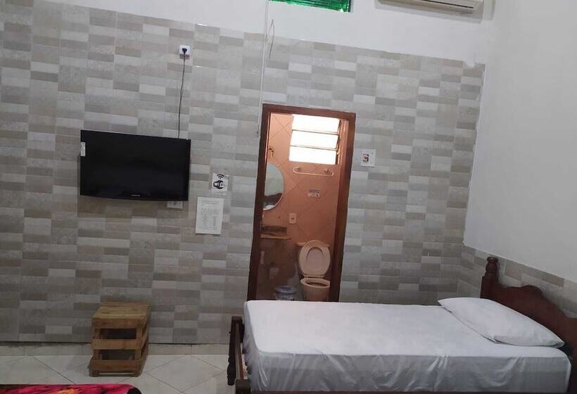 Quarto Triplo Clássico, Engenheiros Hotel   Porto Velho