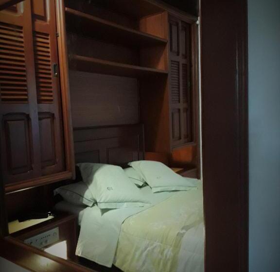 침실 1개 아파트, Gallardin Palace