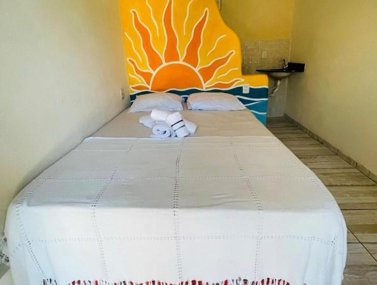 سوییت با چشم‌انداز استخر, Hostel Do Ceu