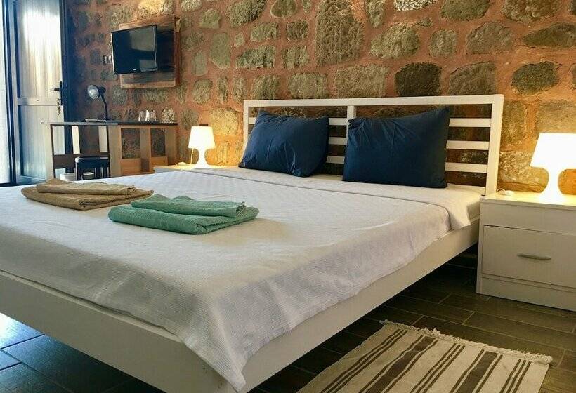 디럭스 룸, Attalos Suites
