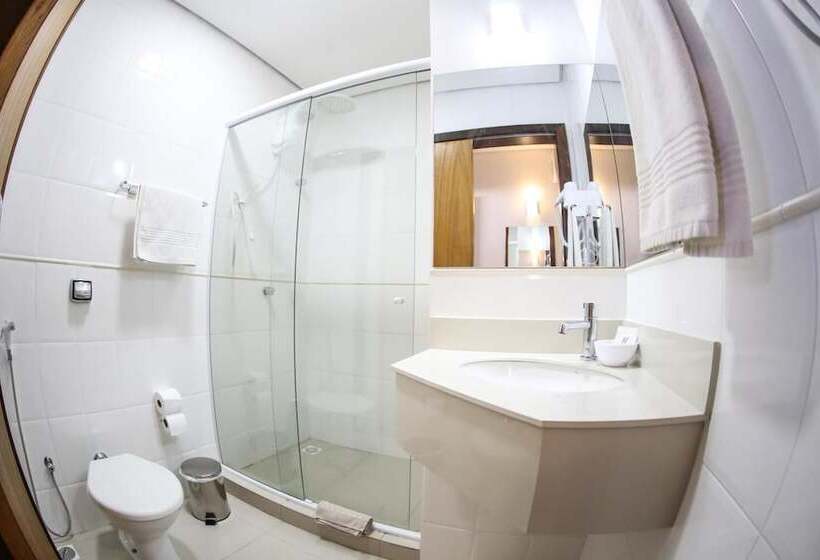 اتاق لوکس, Tri Hotel Smart Criciuma