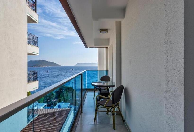 Номер Deluxe Вид на Море Боковой, Sea View