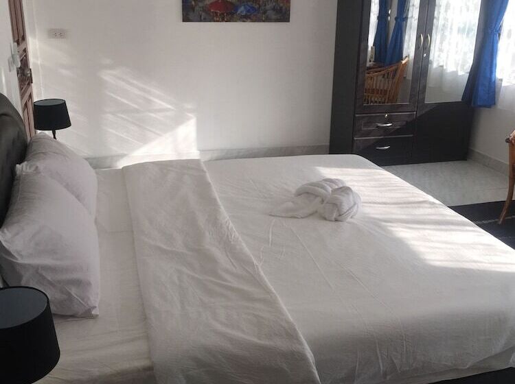Номер Deluxe, Lyndale Lodge