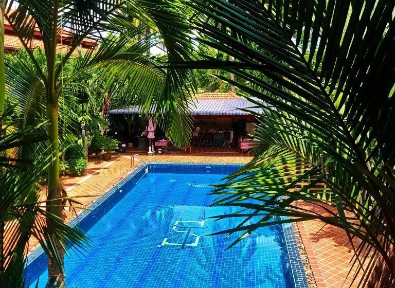 Трехместный Номер Стандарт Вид на Бассейн, Siam Tara Resort Chiangkhong