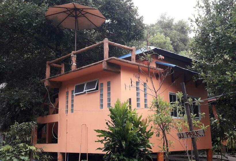 بانگلوی لوکس, Jj Beach Resort & Jj Seafood