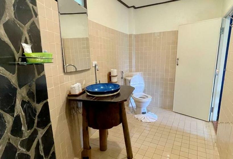 غرفة قياسية مطلّة علي الحديقة, Garden Resort