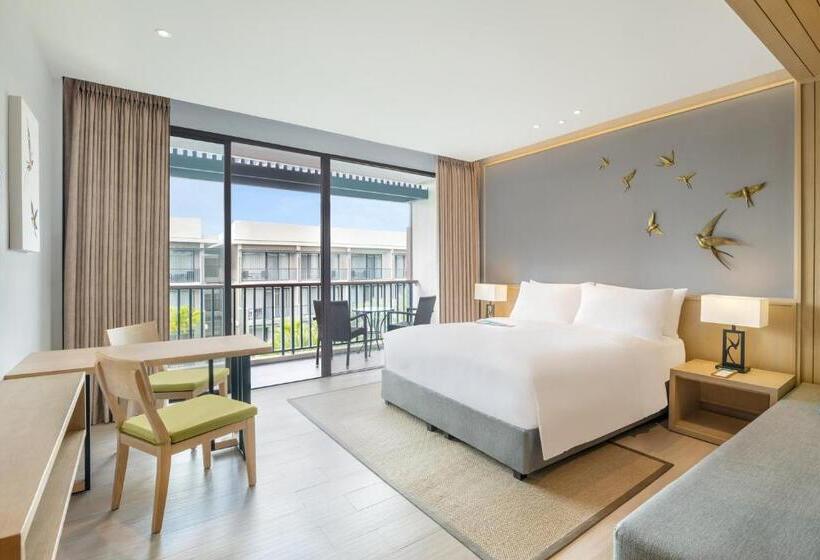 Номер Superior Кровать Кинг, Le Meridien Khao Lak Resort & Spa