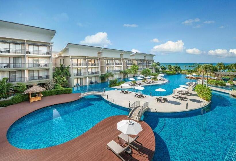 스탠다드 룸 킹사이즈 침대, Le Meridien Khao Lak Resort & Spa