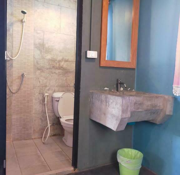 חדר סטנדרט, 9 Hostel