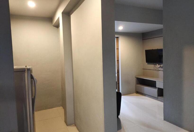 חדר דלוקס עם מיטת קינג, 9 Hostel