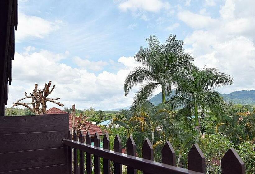 Полулюкс Вид на Горы, Homestay Chiang Rai