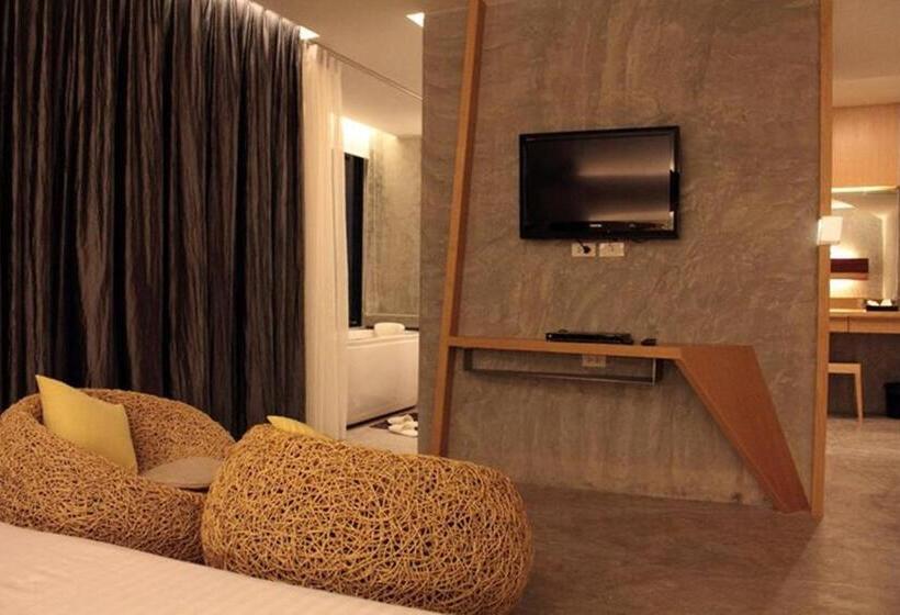 Suite Sea View, The Now Hotel   Sha Extra Plus